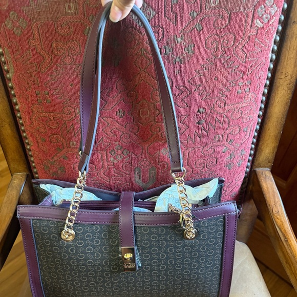 Guess Burgundy and Brown with muted Gold letters Shoulder Bag - Picture 6 of 10